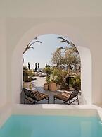 Nobu Hotel Santorini