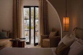 Nobu Hotel Santorini