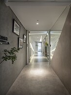 LIGHT INN - Hostel