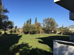 Alexander Apartments