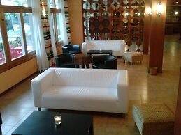 Payet Apartments 6-8 Personas
