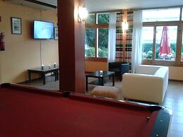 Payet Apartments 6-8 Personas
