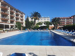 Payet Apartments 6-8 Personas