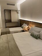 Sweet Sevilla Suites