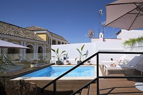 Sweet Sevilla Suites
