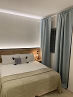 Sweet Sevilla Suites