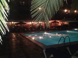 Payet Apartments 4-6 Personas