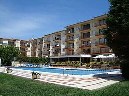 Payet Apartments 4-6 Personas