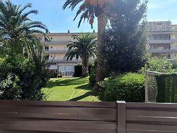 Payet Apartments 4-6 Personas