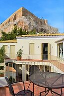 Acropolis Suites