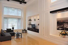 Brand New Luxury House