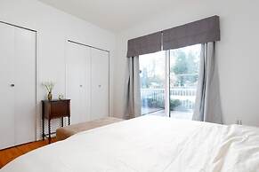 Classic House in Heart of Vancouver