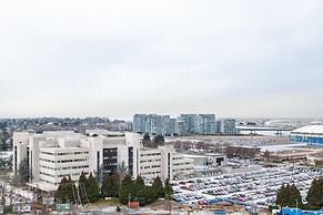 Airport Beautiful View 1 BDR Penthouse