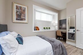 Private and Cozy 2bdr 2BA Home in Kitsilano