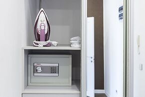 Lux Apartment on Sedova 65a