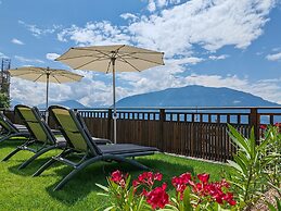 Schenna Garni Eden Bed & Breakfast