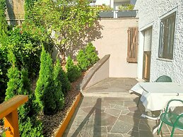 Schenna Garni Eden Bed & Breakfast