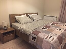 Sol's M2 White Modern Apartments