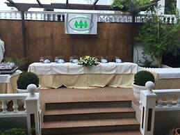 Hotel Restaurante Montserrat