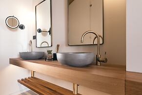 Contessina Suites and Spa