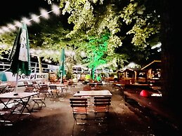 Hotel Hoepfner Burghof