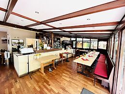 Hotel Hoepfner Burghof