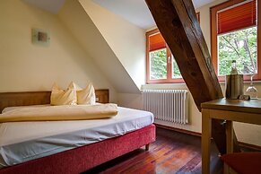 Hotel Hoepfner Burghof