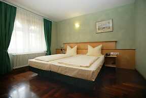 Hotel Hoepfner Burghof