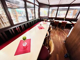 Hotel Hoepfner Burghof