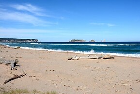 Apartamentos Hostal La Gola