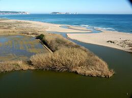 Apartamentos Hostal La Gola