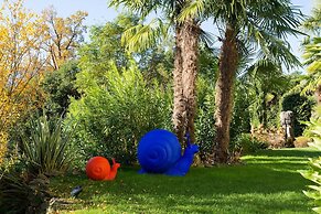 Luxury Italian Lakes Villa With Private Pool, Gym, Bbq, Wifi, Lake Vie