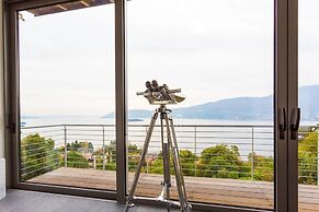 Luxury Italian Lakes Villa With Private Pool, Gym, Bbq, Wifi, Lake Vie