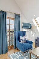 Destiny Scotland Royal Mile Residence