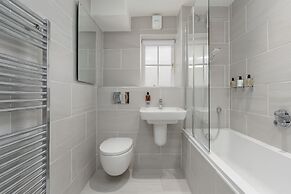 Destiny Scotland Royal Mile Residence