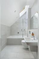 Destiny Scotland Royal Mile Residence