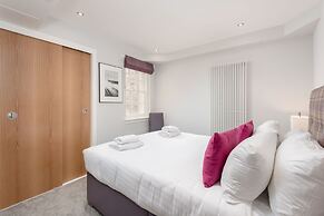 Destiny Scotland Royal Mile Residence