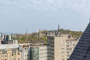 Destiny Scotland Royal Mile Residence