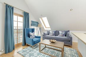 Destiny Scotland Royal Mile Residence