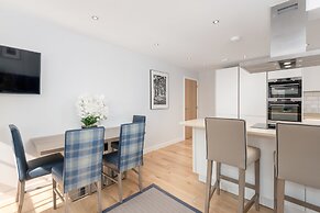 Destiny Scotland Royal Mile Residence