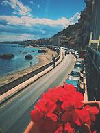 Homstel Beach - Taormina Hostel