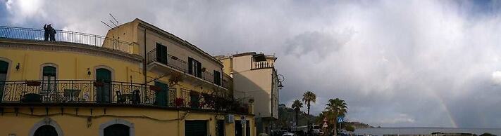 Homstel Beach - Taormina Hostel