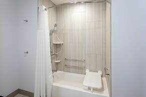 Hilton Garden Inn St. Cloud