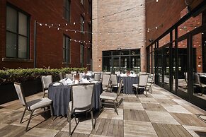 Canopy By Hilton Columbus Downtown Short North