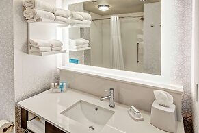 Hampton Inn Fresno Airport