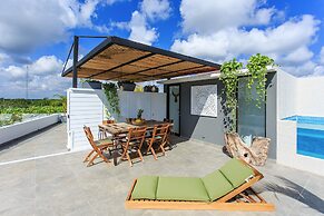 Unique Penthouse Tulum with Private Rooftop