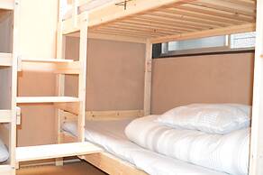 Guesthouse NEST - Hostel