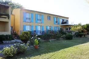 Hôtel Restaurant Les Cavalets