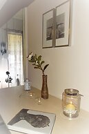 Urban Cosy Flat Near Tram, Metro & Acropolis