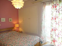 Urban Cosy Flat Near Tram, Metro & Acropolis